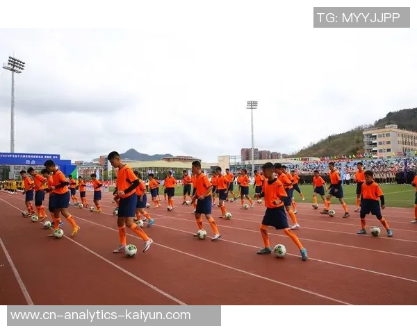奔跑吧泡泡足球体验乐趣与激情的完美结合让我们一起享受运动的快乐与友谊 奔跑吧泡泡足球体验乐趣与激情的完美结合让我们一起享受运动的快乐与友谊